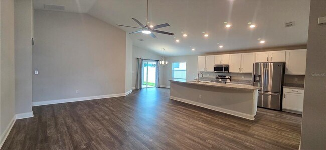 Foto del edificio - 202 Polermo Ave