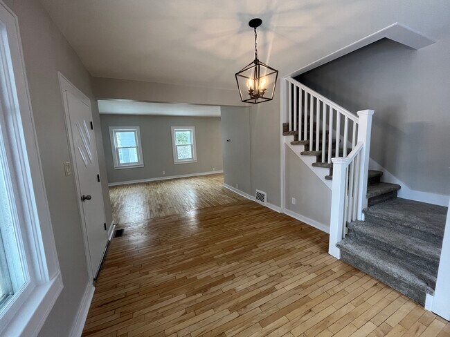 Foto del edificio - 180 Gillett St