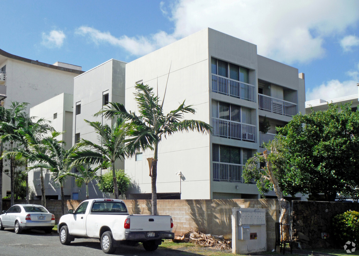 Building Photo - 1436 Kewalo