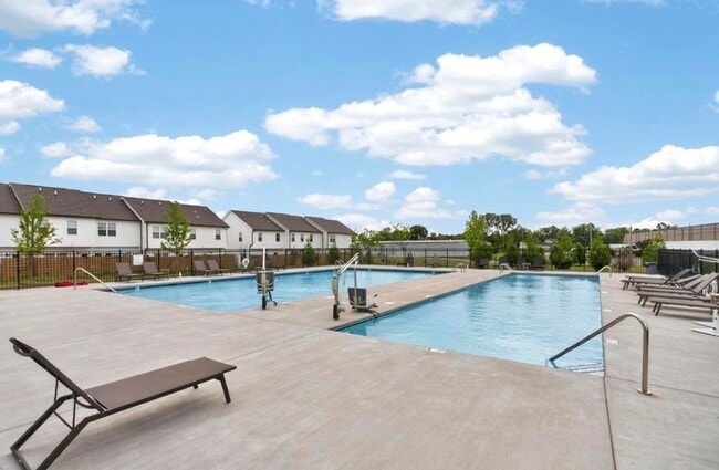Building Photo - Welcome to Robinson Rowhouses, an exceptional community in the vibrant Old Hickory area!