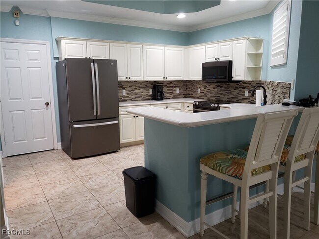 Foto del edificio - 9832 Cristalino View Way