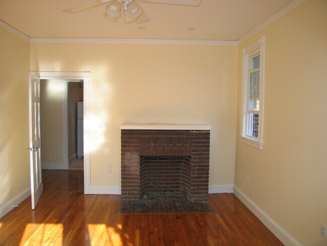 Foto del edificio - 15 Glenville Ave