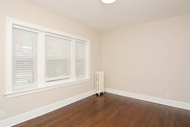 Foto del edificio - 5306 N Ashland Ave