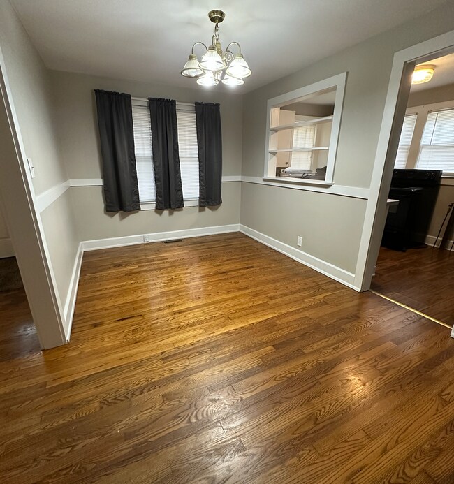 Building Photo - 2 Bedroom/1 Bathroom House - Florence,  AL