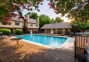 Building Photo - 5608 Cougar Dr
