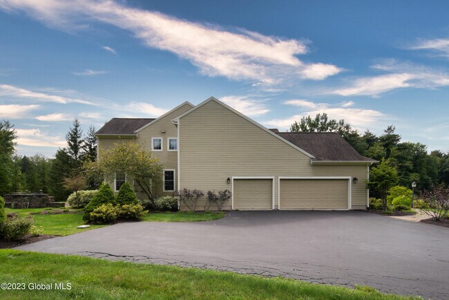 Building Photo - 1 Arbor Dr