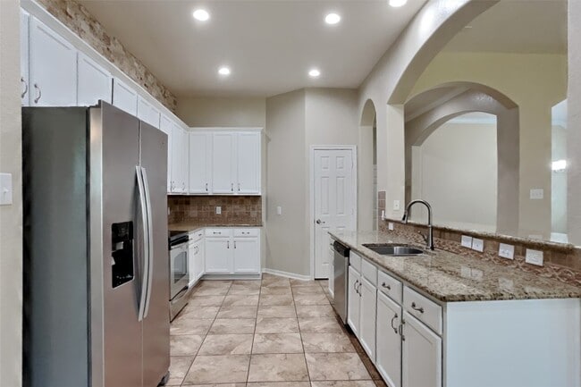 Building Photo - 12419 Adams Ridge Ln