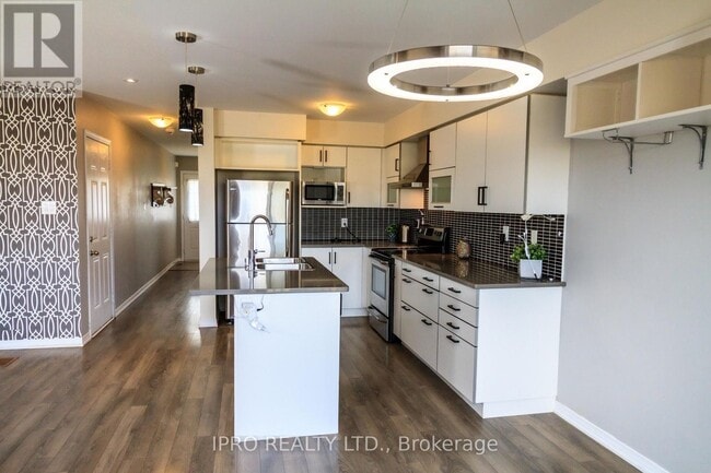 Building Photo - 8309 Tulip Tree Dr