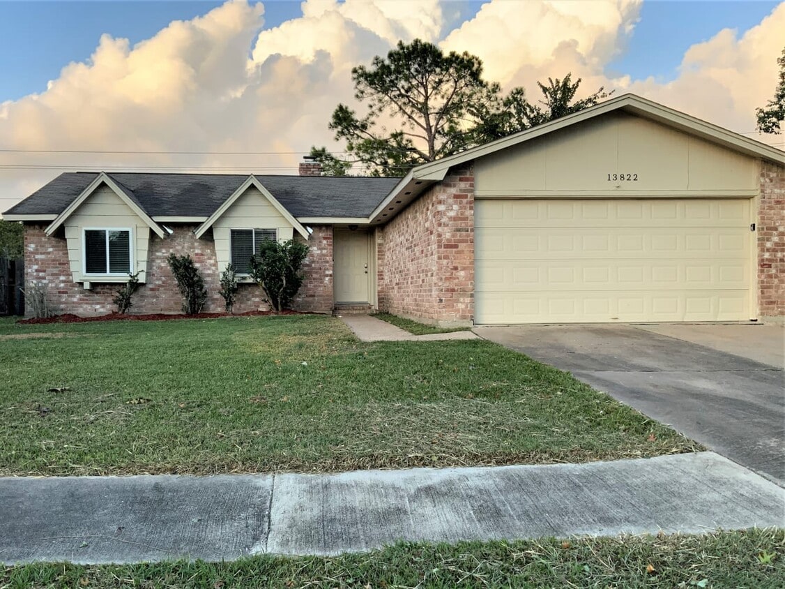 13822 Towneway Dr, Sugar Land, TX 77498 | Apartments.com