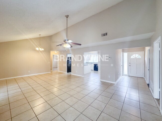 Foto del edificio - 8236 Weybridge Dr