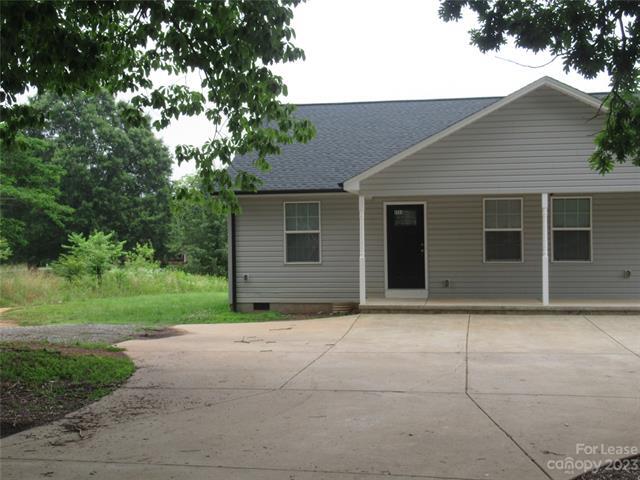 Primary Photo - 4584 Maiden Hwy