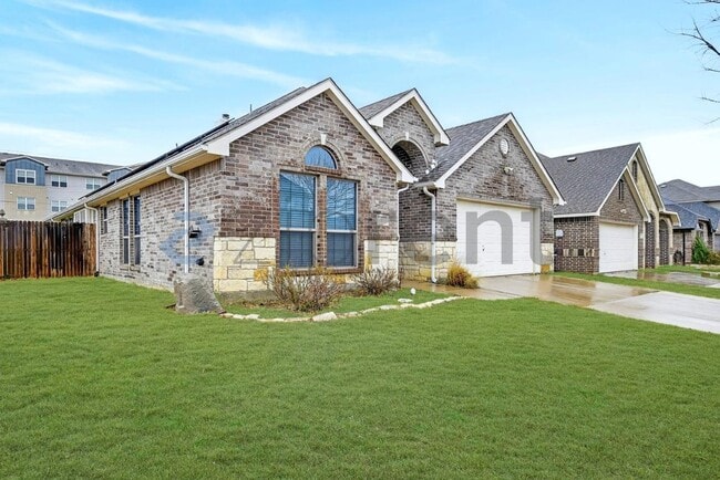 Foto del edificio - 1301 Raleigh Path