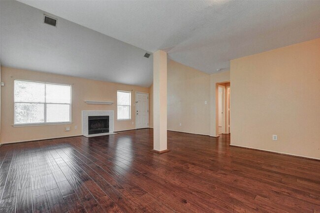 Building Photo - 11956 Braes Park Dr