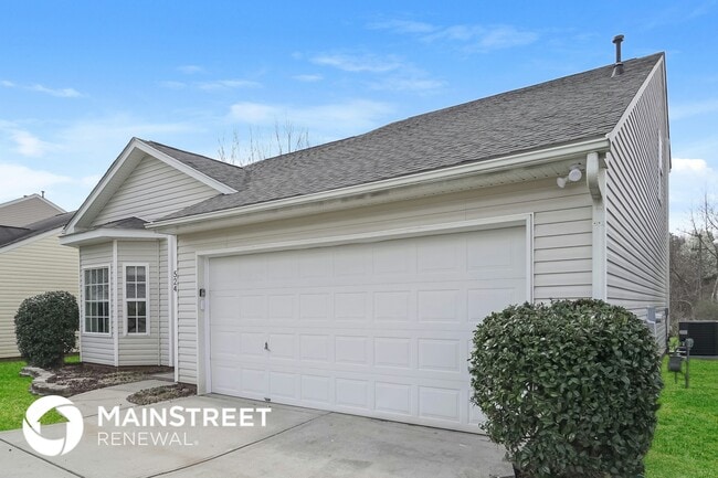 Building Photo - 524 Lightspun Ln