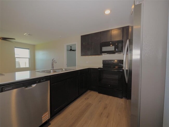 Building Photo - 216 All American Wy