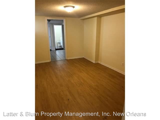 Building Photo - 2030 Ursulines Ave