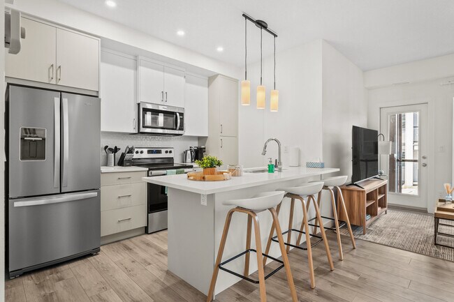 Building Photo - 158 Spring Creek Common SW