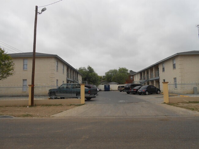 Building Photo - 2619 Ligarde St