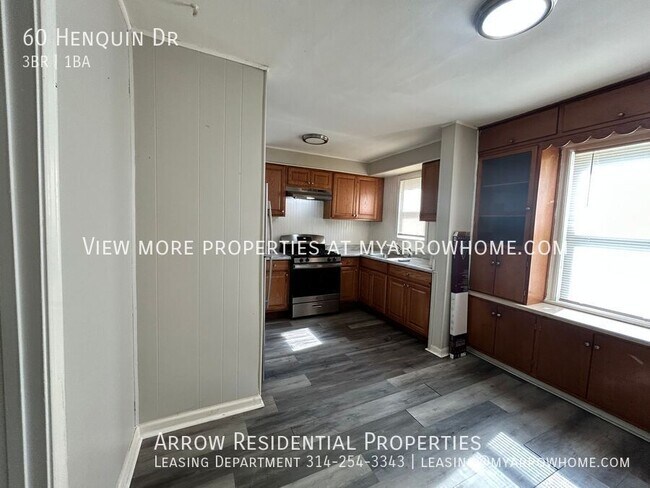 Building Photo - 60 Henquin Dr