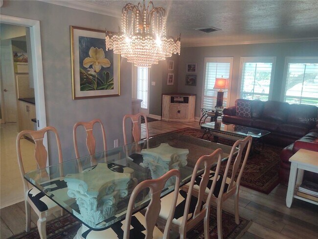 Foto del edificio - 4631 Glebe Farm Rd