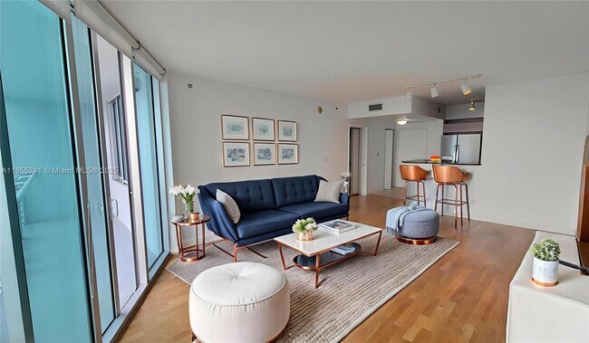 Building Photo - 325 S Biscayne Blvd