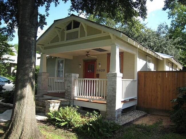 Foto del edificio - 4409 Blossom St