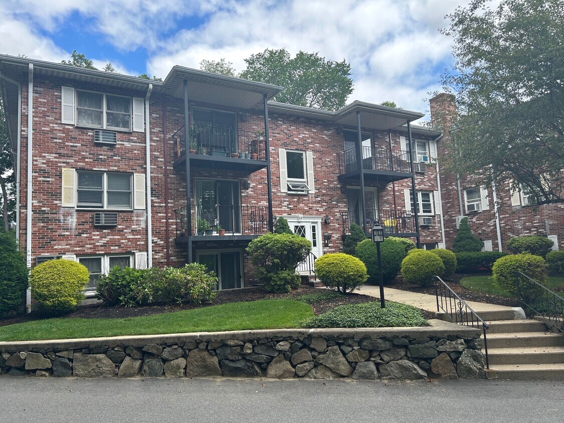 Foto principal - 19 Pine St
