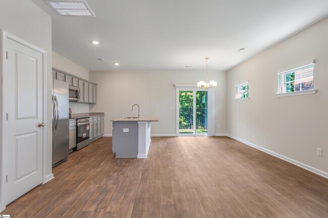 Foto del edificio - 137 Foundation Wy