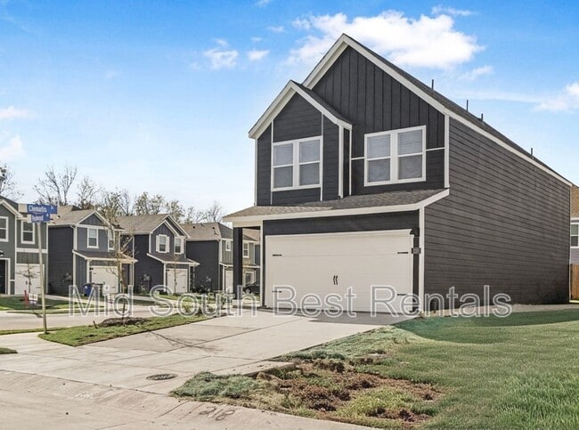 Foto del edificio - 220 Redwood Rd