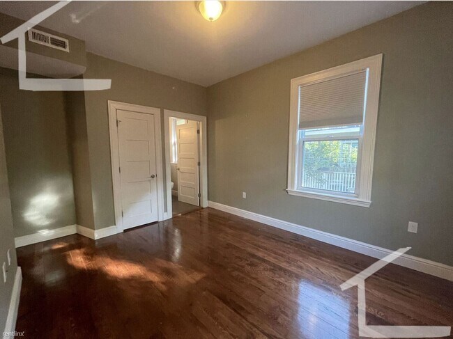 Foto del edificio - 3 br, 2 bath House - 20 Marie Ave