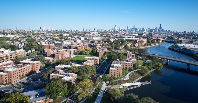 Foto del edificio - 2737 N Hoyne Ave