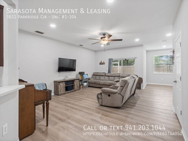 Foto del edificio - 3831 Parkridge Cir