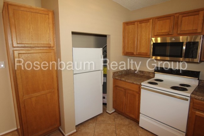 Foto del edificio - 55 W Hudson Ln