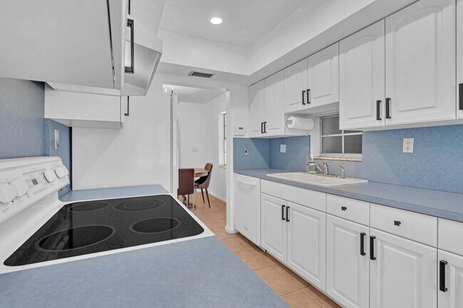 Foto del edificio - 313 NW 42nd St