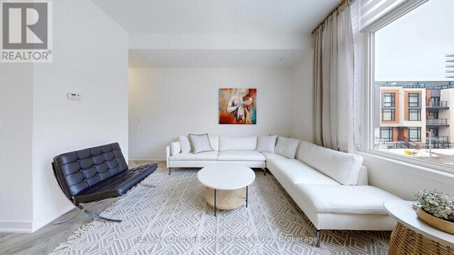 Photo du bâtiment - 15 David Eyer Rd