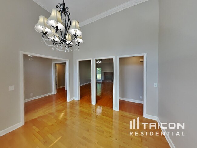 Foto del edificio - 419 Fieldstone Dr