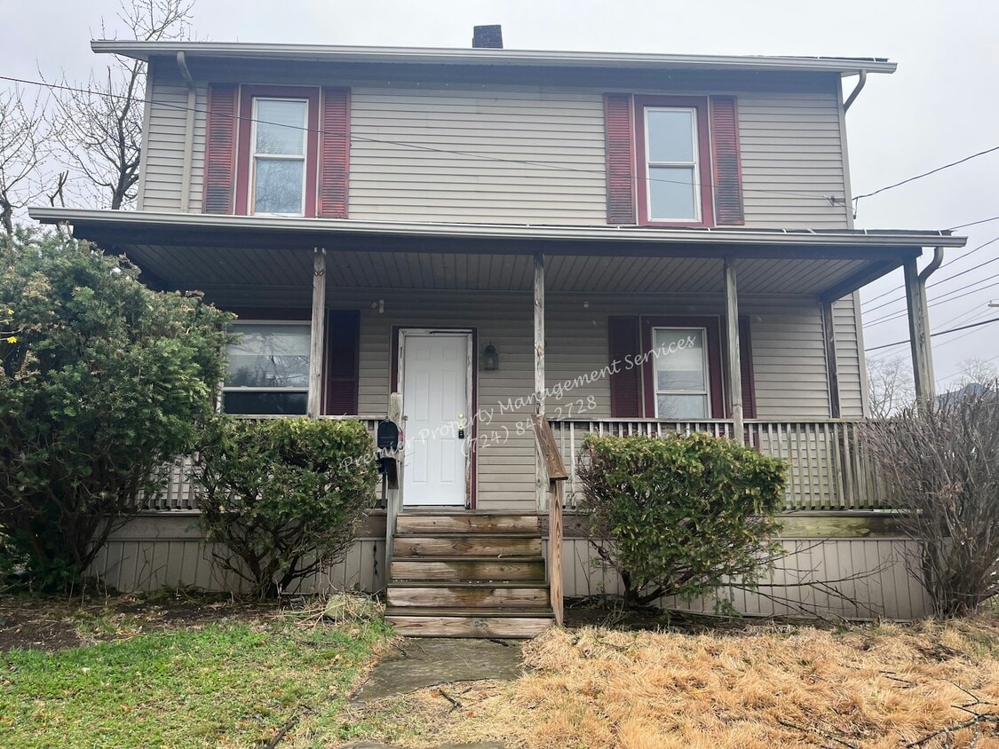 Primary Photo - 76 2nd Ave