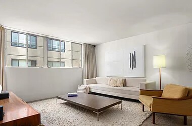 Foto del edificio - 3200 Sixth Ave