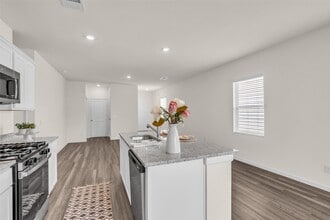 Building Photo - 18669 Shauna Danielle Dr