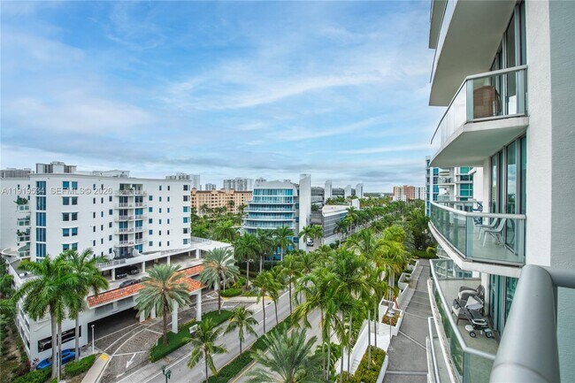 Foto del edificio - 3131 NE 188th St