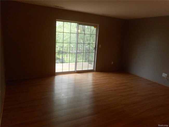 Building Photo - 30751 Shiawassee St
