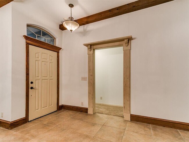 Building Photo - 805 NW 193rd St