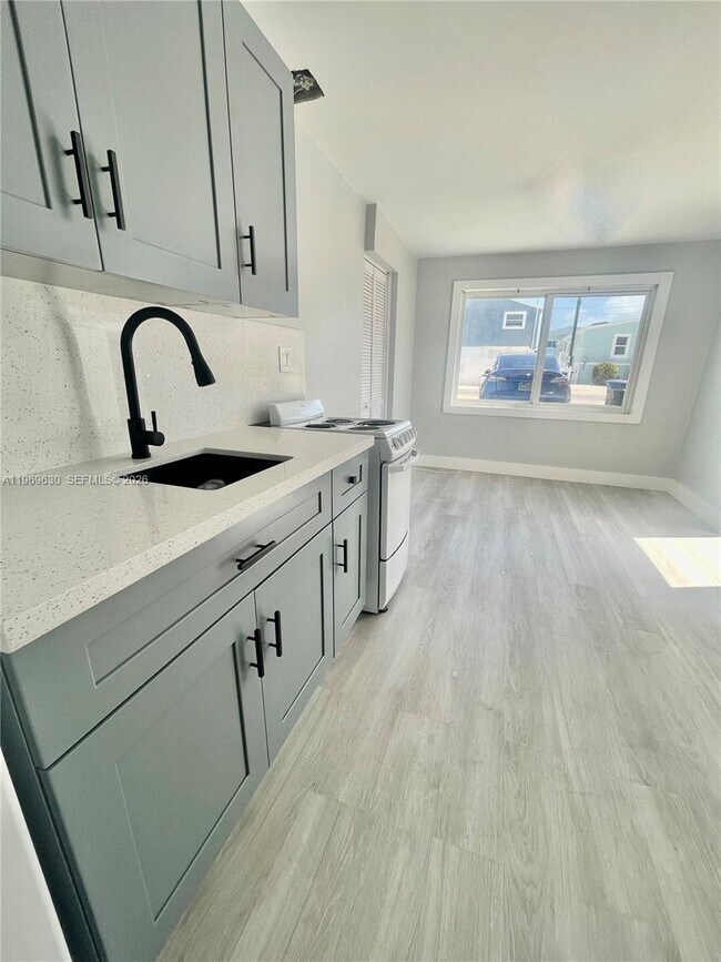 Foto del edificio - 134 Burgundy Dr