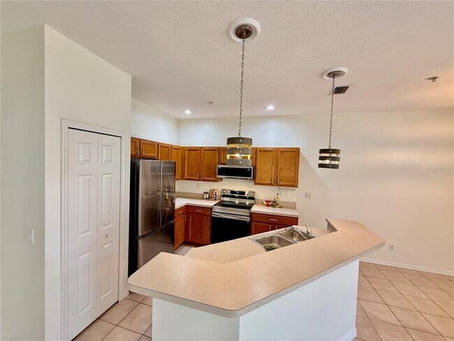 Foto del edificio - 4106 Crabtree Ave