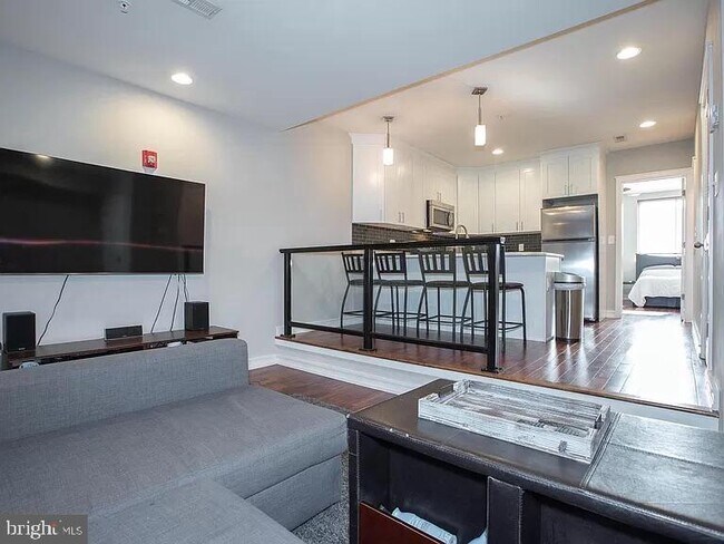 Foto del edificio - 1321 N 7th St