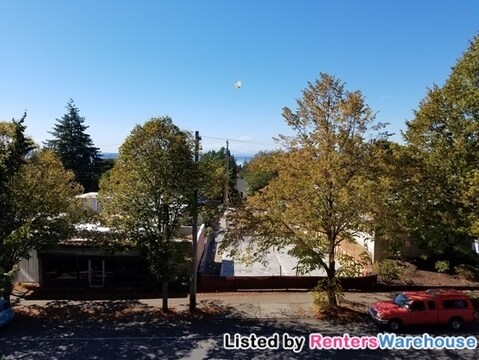 Foto del edificio - 5430 California Ave SW
