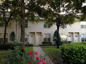 Building Photo - 3543 SW 30th Way