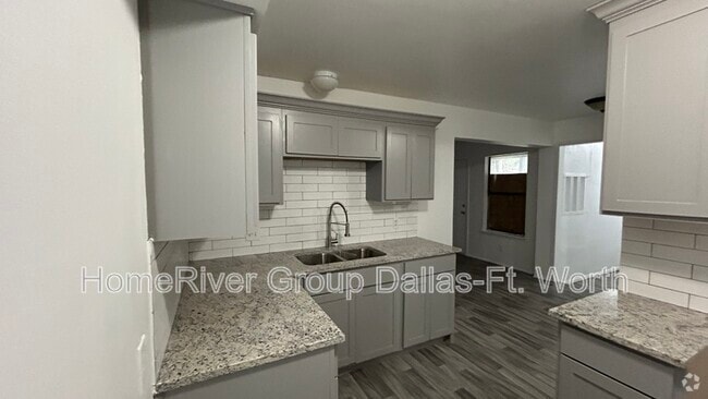 Building Photo - 4847 Haas Dr