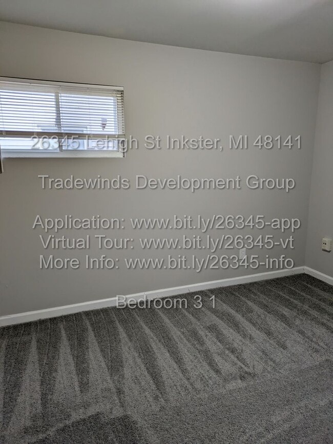 Building Photo - 26345 Lehigh St