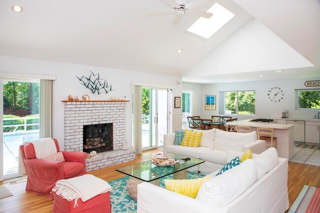 Foto del edificio - 5 Cedarfield Ln